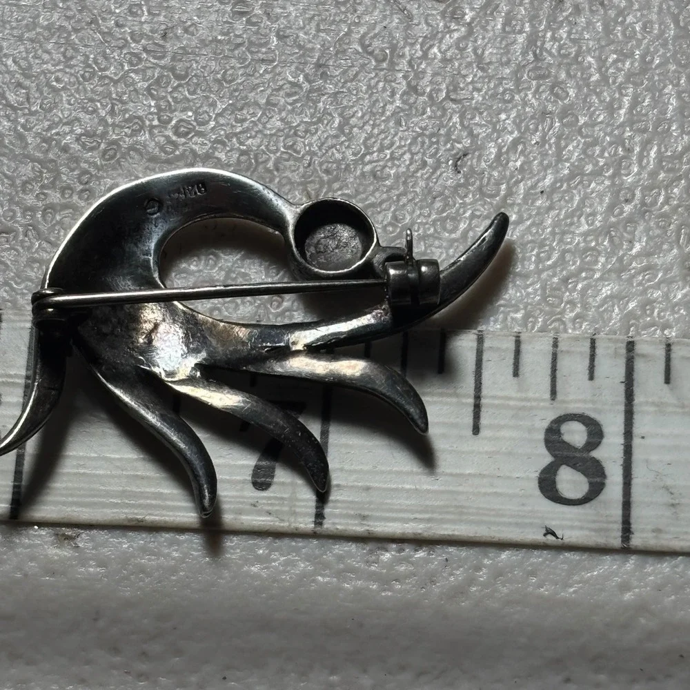 VTG Sterling Silver Marcasite & Black Onyx Brooch Pin – Art Deco Feather‎ Swirl